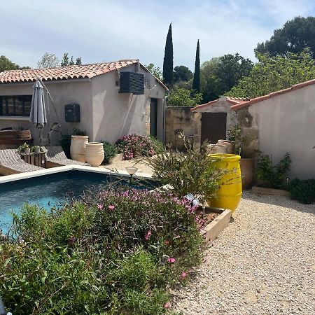 Studio Dans Les Alpilles Fontvieille Exterior photo